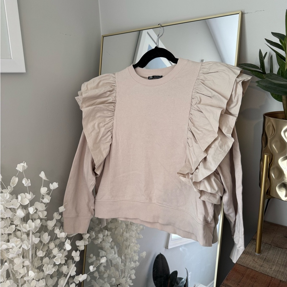 ** 2/$15 ** Zara Ruffled Beige Sweatshirt